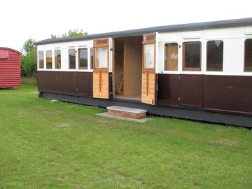 Carriage 2