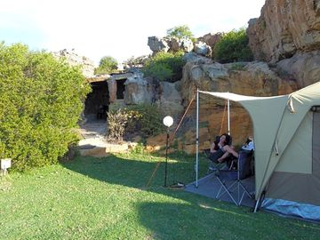 Rocks and bushes for shade around the pitches