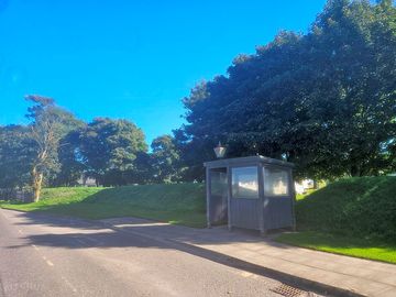 Collection shelter