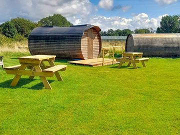 4 person pod