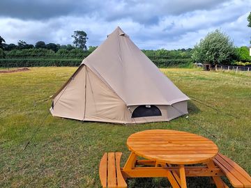 5m bell tent with picnic table