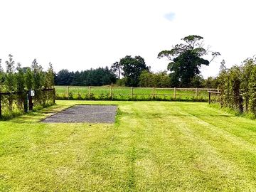 Spacious hardstanding pitch with services