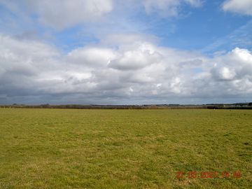 Spacious 4 acre camping field