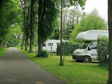 Emplacements nus pour camping car