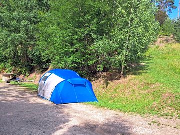 Tent pitch