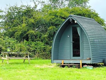 Camp pod
