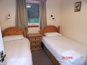 Twin bedroom