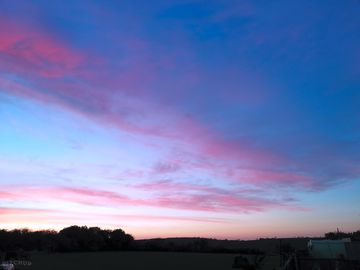 Red sky at night
