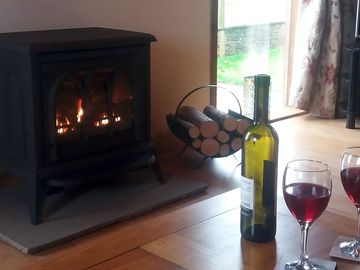 Gas log burner