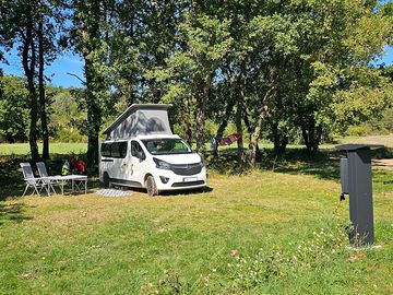 Emplacement nu ombragé