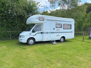 Electric motorhome pitch