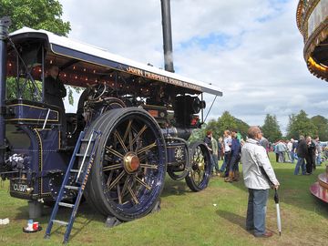 Showman's engine