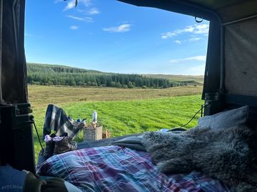 Uninterrupted view of the surrounding countryside from your bed