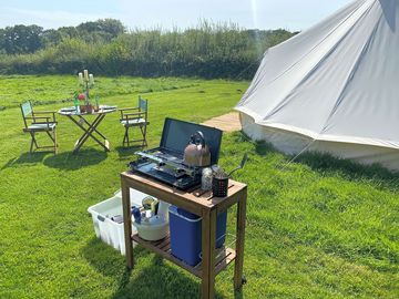 Outdoor kitchen