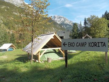 Sign to the campsite