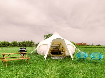 Full outdoor set up tallulah belle
