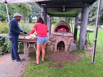 Pizza oven