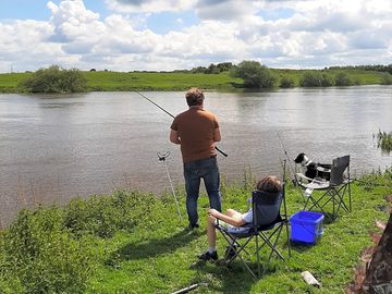 Coarse fishing along the river trent