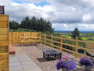 Wee paddy's pod view