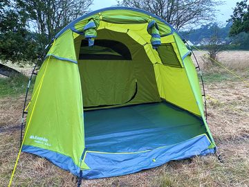 Rental tent