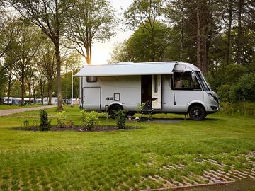 Camper