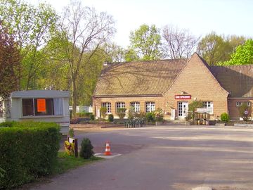 Grocery shop/bar