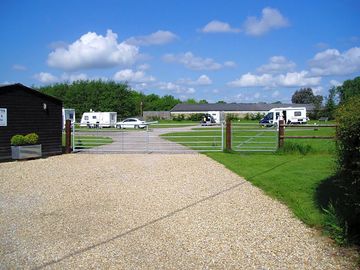 Caravan field