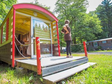 Enjoy a stay in the roulotte