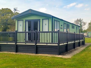 Stay in a 2 bedroom classic holiday home