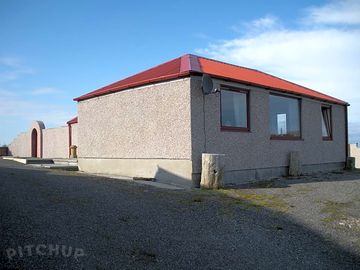 2 bedroom holiday home