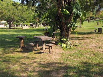 Picnic table