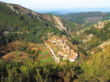 Looking down over pena
