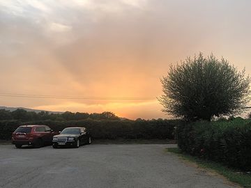 Bonito atardecer desde el camping.