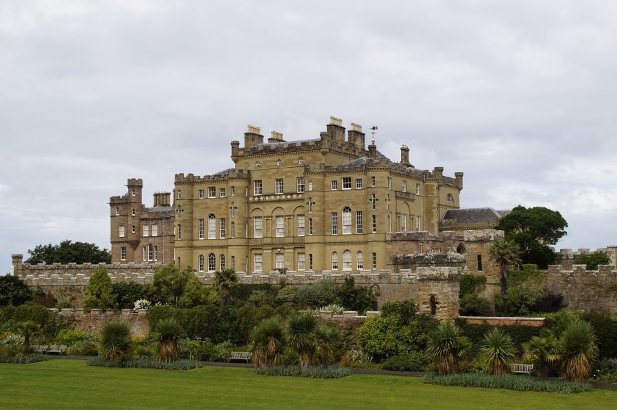 Culzean Castle has plenty of family attractions (Efraimstochter/Pixabay)