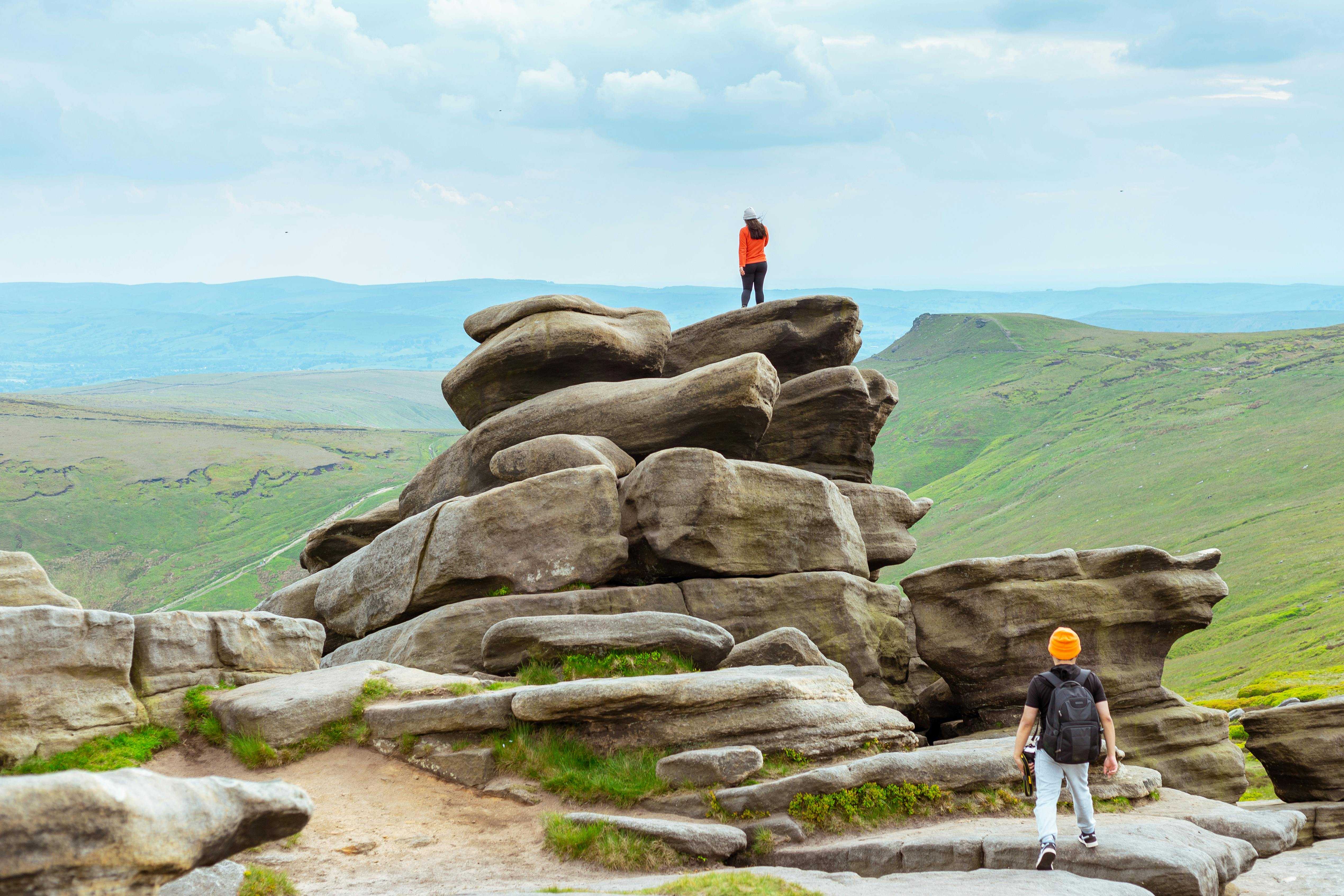 Climbing Kinder Scout in Derbyshire’s Peak District National Park (Miguel Arcanjo Saddi/Pexels)