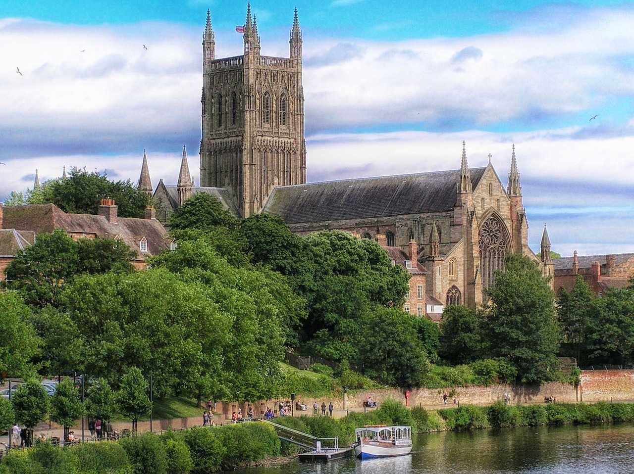 Worcester Cathedral (David Mark on Pixabay) Worcester Cathedral (David Mark on Pixabay)